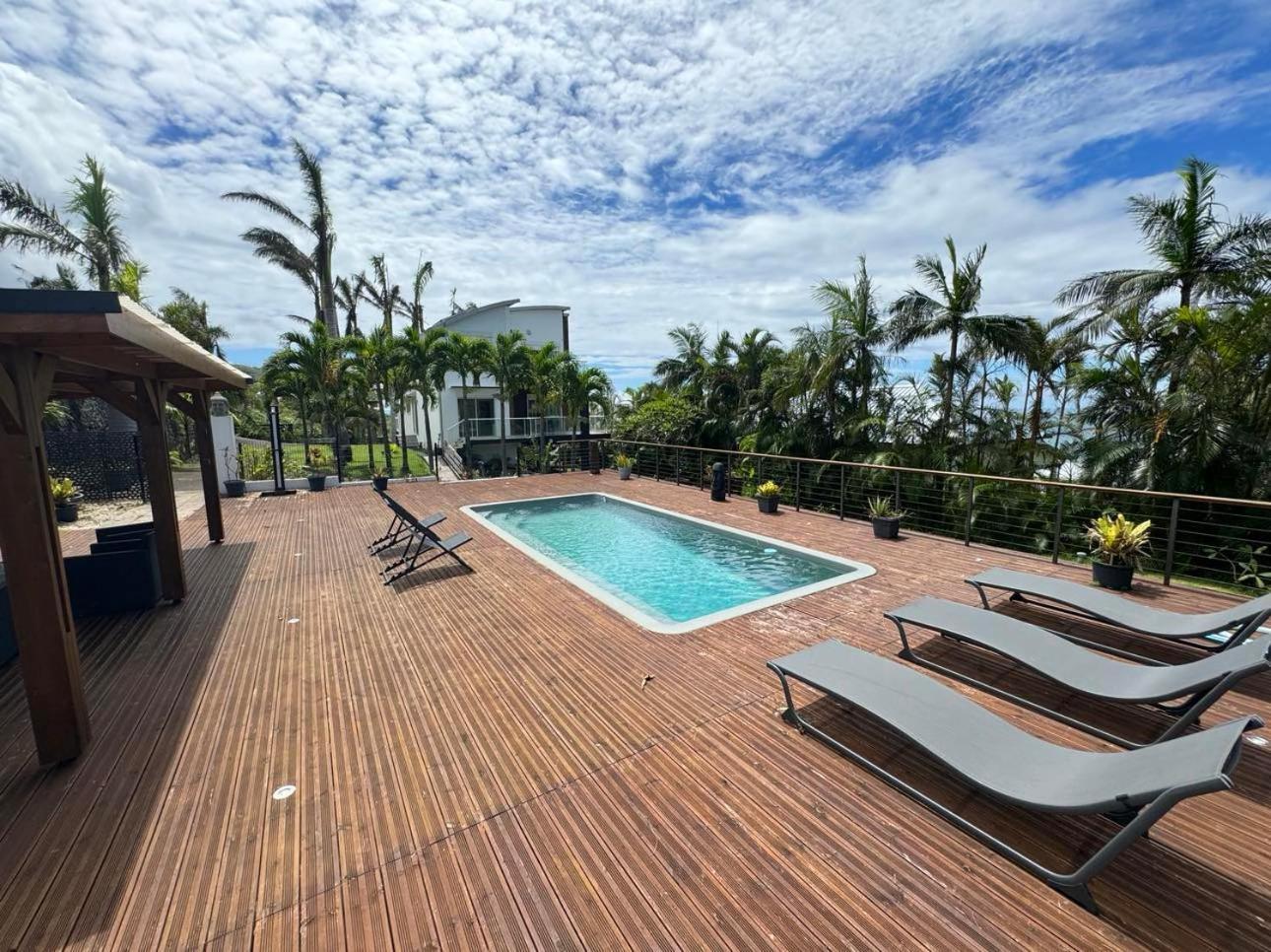Grande Villa Au Calme - Vue Exceptionnelle - Climatisation - Piscine Sel Chauffee - Jardin Tropical Vincendo ภายนอก รูปภาพ